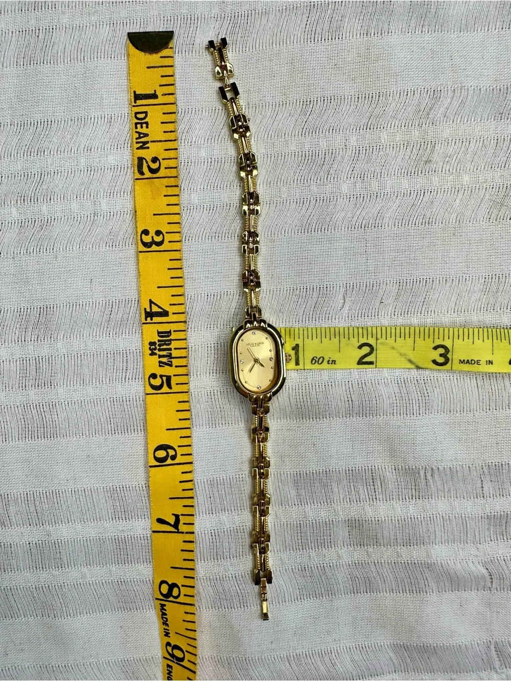 Vintage-inspired Dainty Gold Bracelet Watch